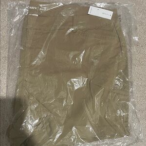 Old navy pixie khaki chino shorts